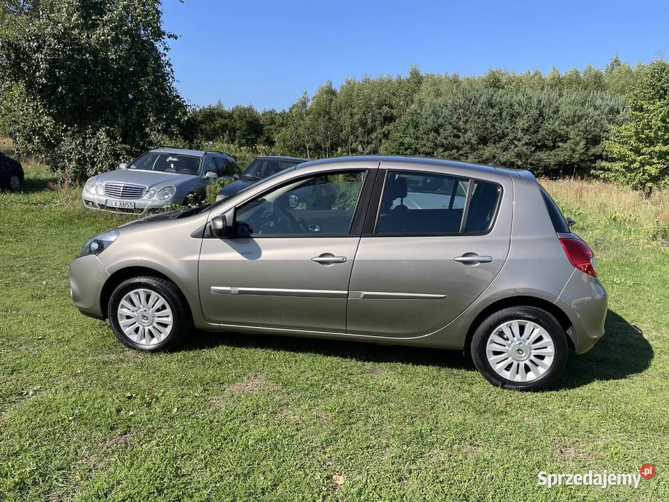 ŁADNE CLIO 12b Clio Łask