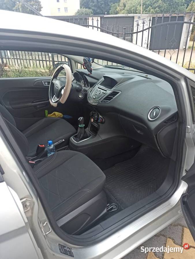 Ford Fiesta 2015r 16 TDCI nawigacja 1560cm3 lubelskie Puławy