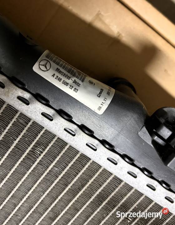 Chłodnica wody Mercedes A2465001203 W176 W242 osobowe Kraków