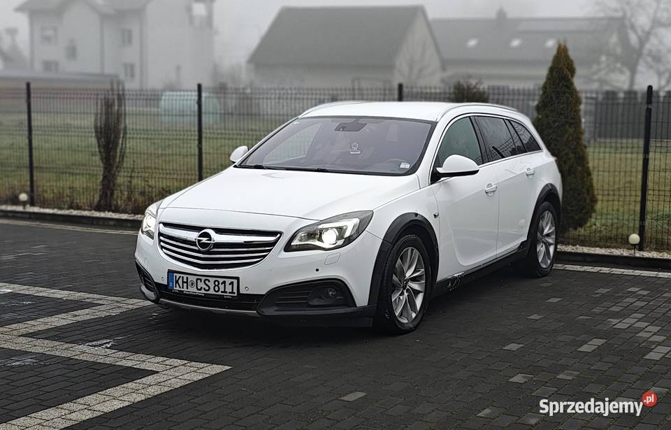 opel Insignia 20 CDTI bezwypadkowa zadbana nieuszkodzony