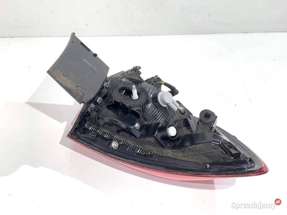 LAMPA PRAWY TYŁ RENAULT CLIO V 265504885R osobowe podkarpackie