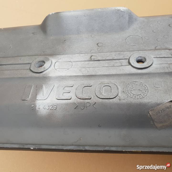 IVECO EUROSTAR STOPIEŃ GÓRNY PRAWY 8144329 Bieleń