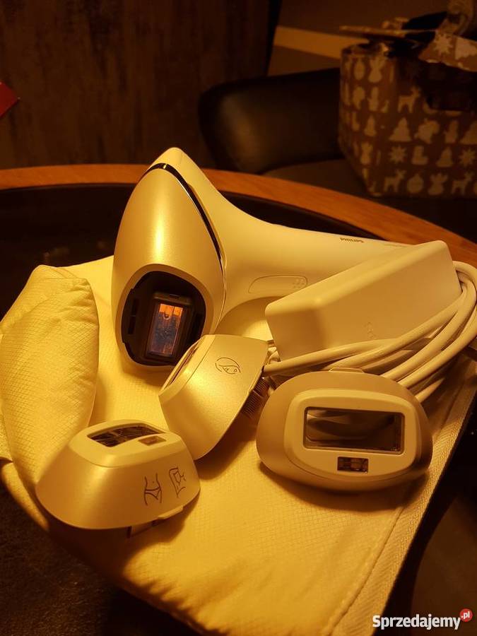 Depilator laserowy Philips Lumea BRI 95300