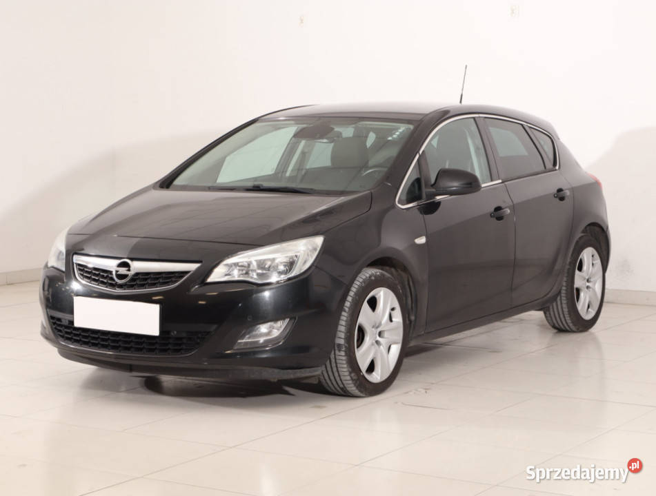 Opel Astra 14 T manualna Astra