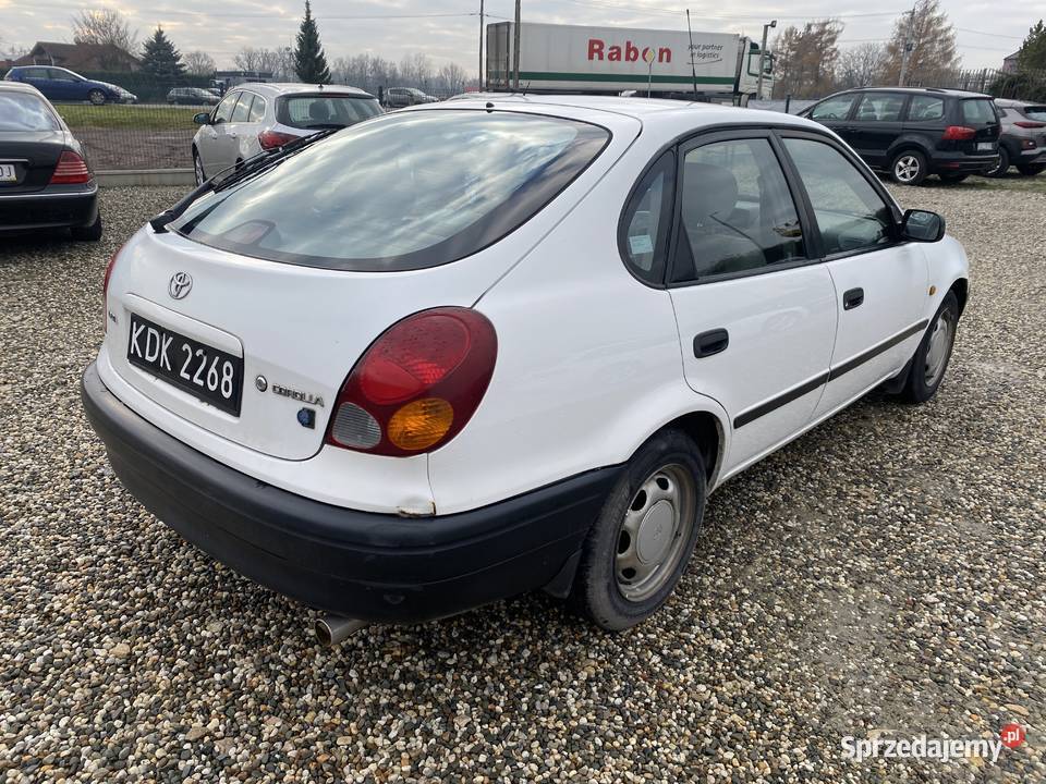 Toyota Corolla Rok produkcji 1997 Paniówki sprzedam
