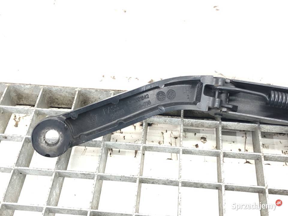 RAMIONA WYCIERACZEK PRZÓD KOMPLET MASERATI Części samochodowe podkarpackie