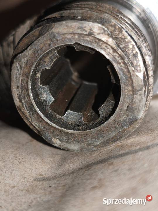 Widelec skrzyni biegów Ural typowo kół R18 Leszno