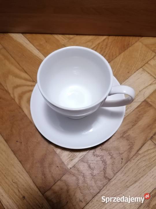 Filiżanka ze spodkiem