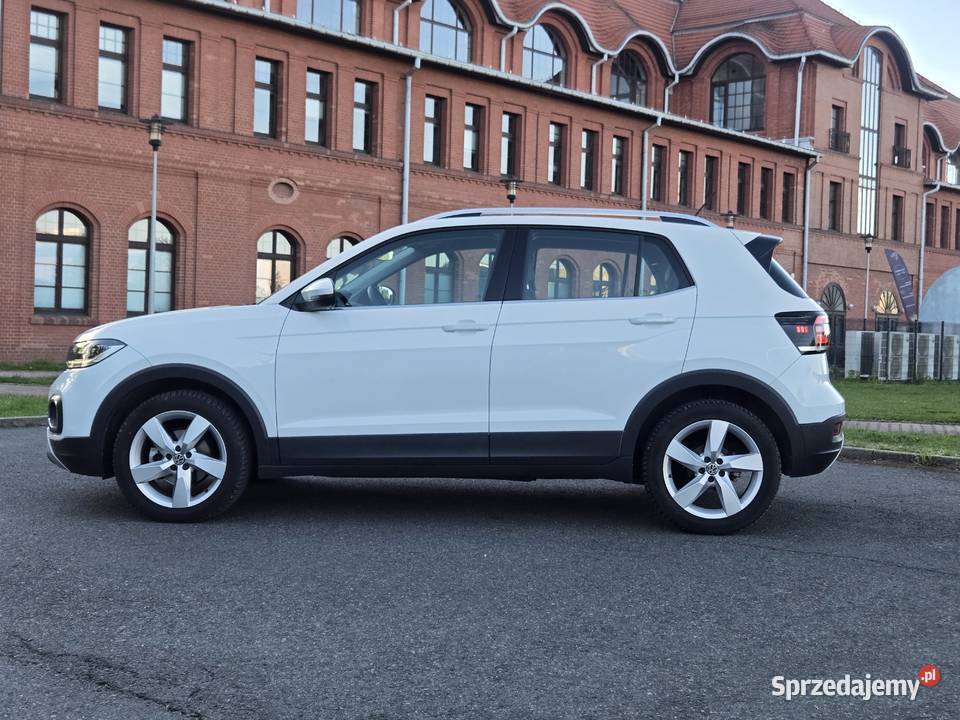 Volkswagen TCross 10 TSI 110 Style 2022 31 LED Gliwice