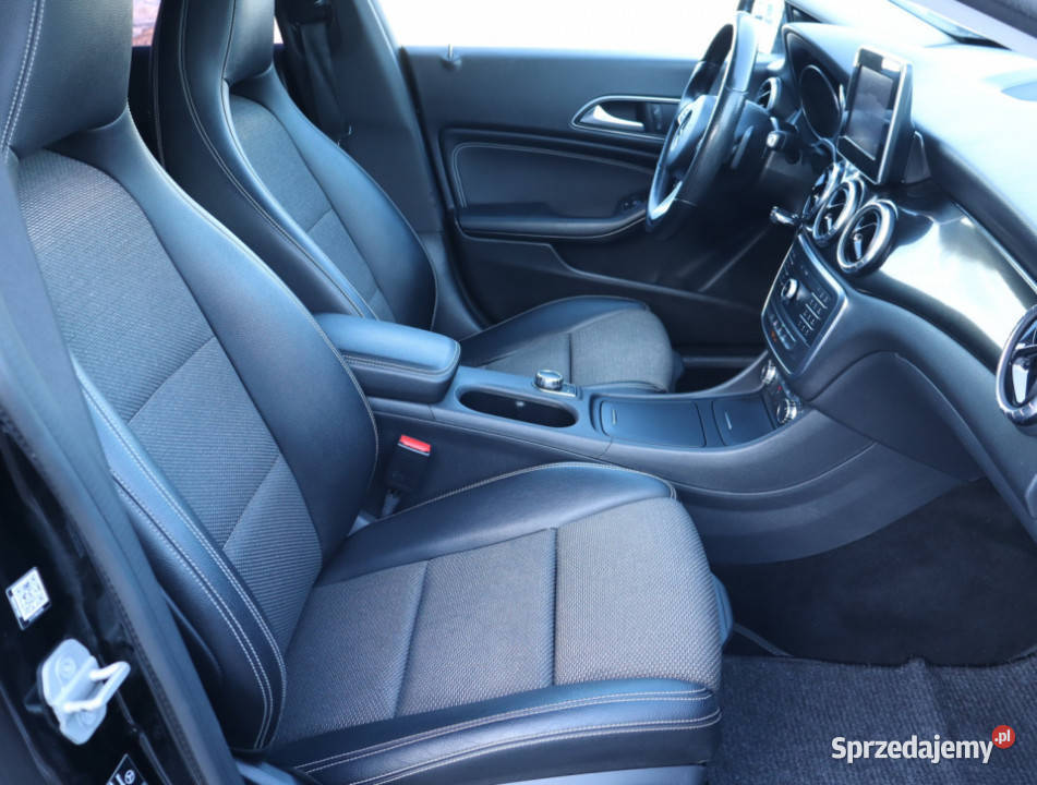 Mercedes CLA 200 191658km mazowieckie Piaseczno