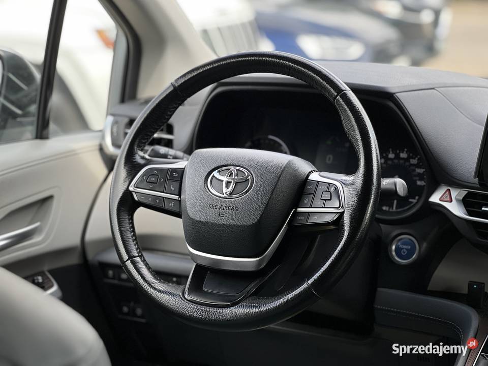 Toyota Sienna 2021 gniazdo AUX Warszawa