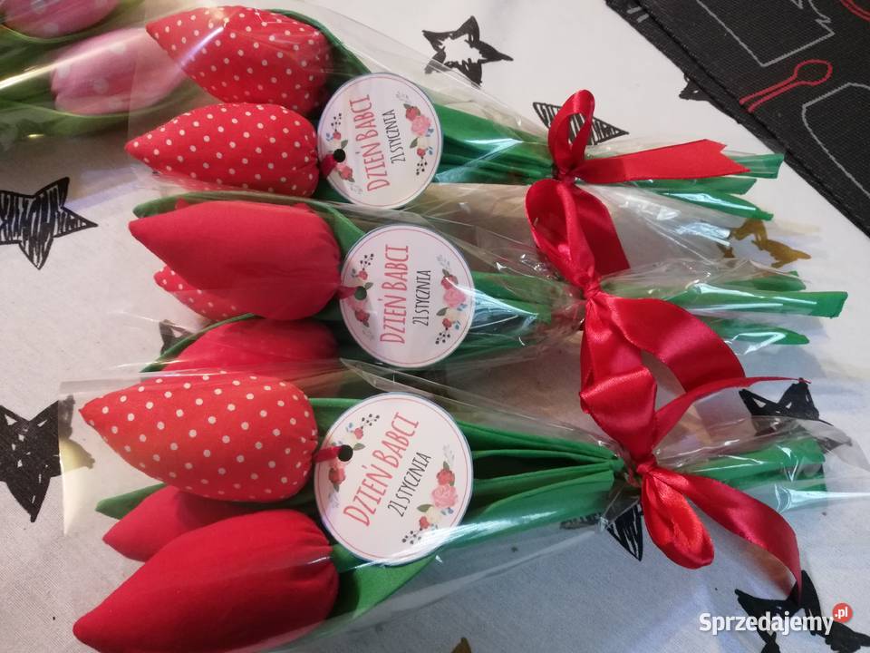 tulipany z materiału na dzień babci urodziny wielokolorowy Rakszawa sprzedam