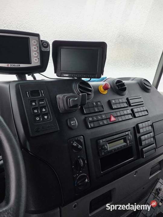 Śmieciarka MercedesBenz Econic Zoeller Medium Sierakowice