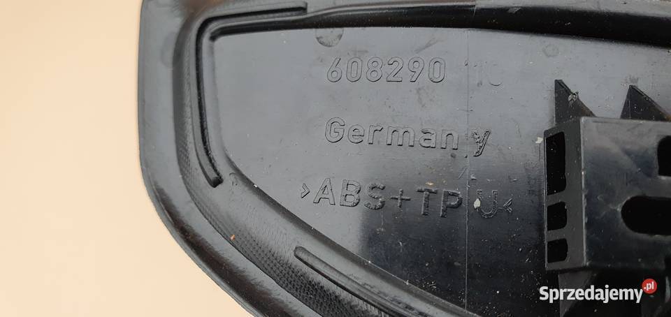 BMW 1 E82 E88 MPAKIET LISTWA NAKŁADKA PROGOWA Trzciel