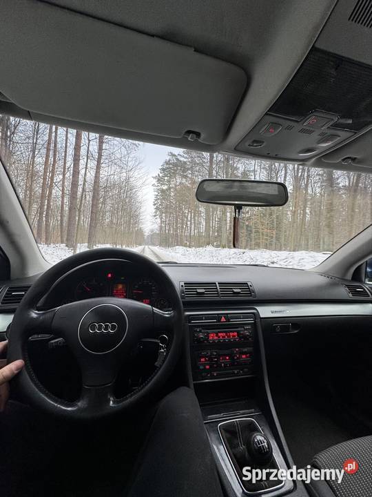 Audi a4 b6 19tdi manualna Nisko