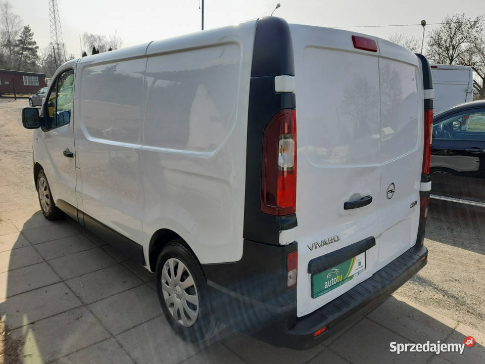 Opel Vivaro Nawigacja czujniki parkowania Lipiany sprzedam