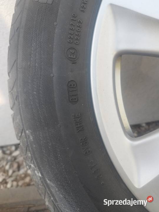 Audi A4A5komplet ładnych alufelg z oponami Samochodowe Lubasz