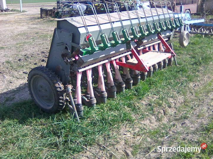 Sprzedam siewnik poznaniak nieuszkodzony Stylągi