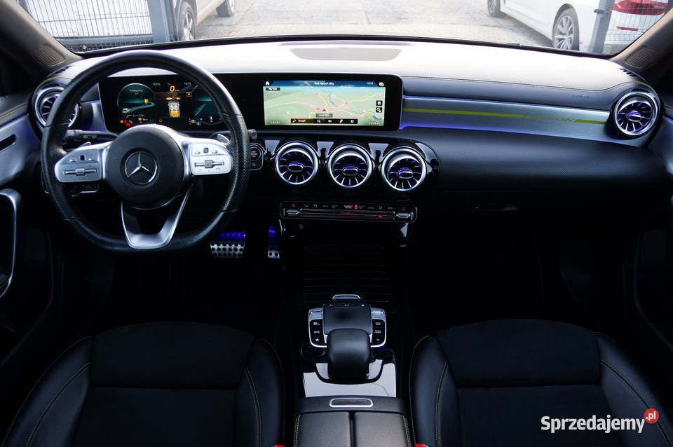 Mercedes A180D 15 Diesel 115 Pakiet AMG Navi