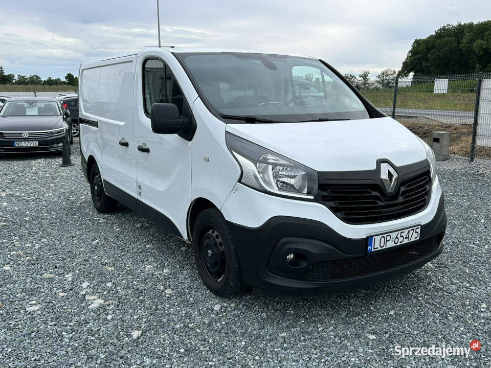Renault Trafic 16 dCi 120 2015r klima navi elektryczne szyby Wojkowice sprzedam