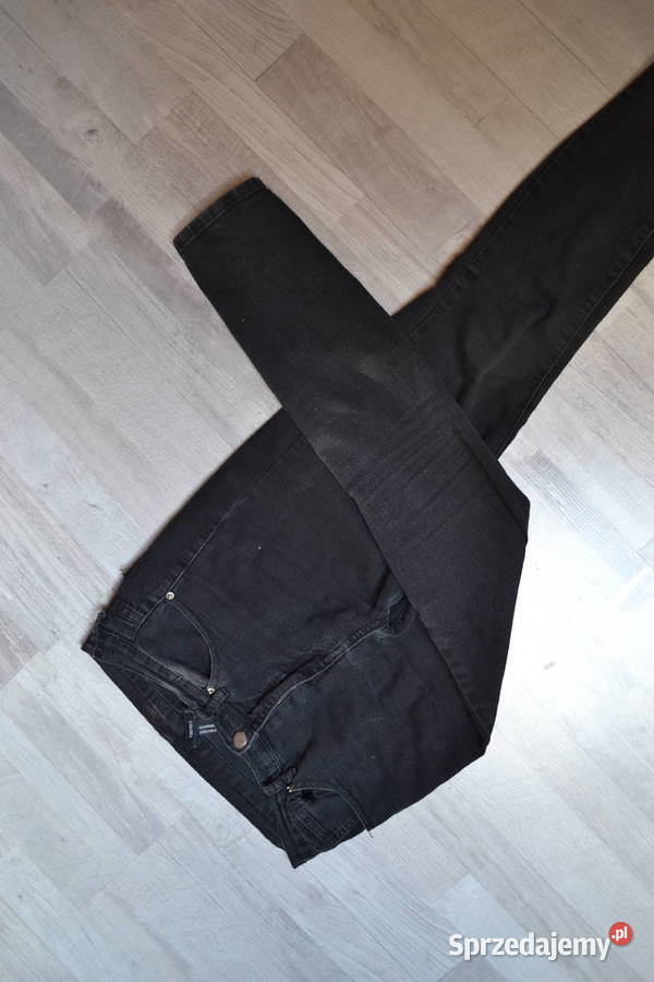 Czarne spodnie Forever 21 proste długie M Spodnie Toruń sprzedam