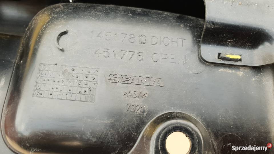 SCANIA R PODSZYBIE LISTWA ORYGINAŁ ciężarowe Części samochodowe Bieleń