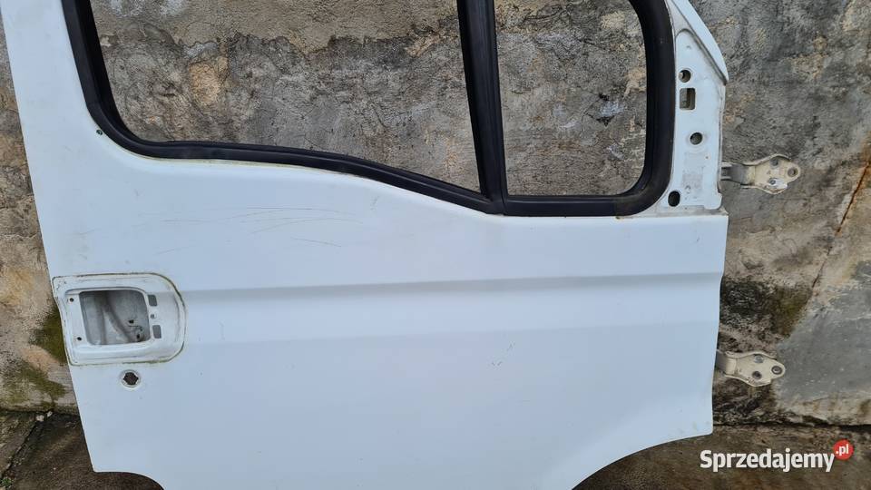 Iveco Daily 4 0611 drzwi przód przednie lewe Karoseria Legnica