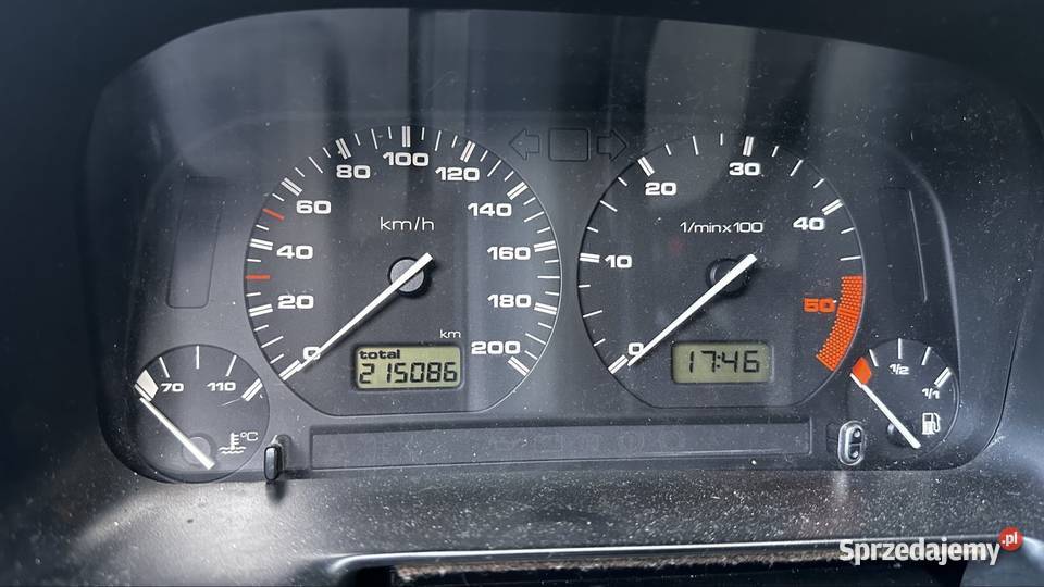 Vw Caddy 19 SDI Hak nowy przegląd rozrząd podgrzewane lusterka boczne Samochody dostawcze Łysołaje