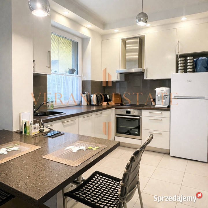 Przestronne 70 m 3 pokoje balkon garaż Pruszków