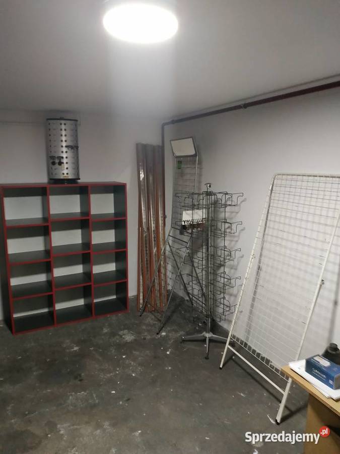 Wyposażenie sklepu odzieżowego Łącko