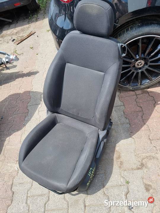 FOTEL LEWY PRZÓD OPEL CORSA D LIFT 3D