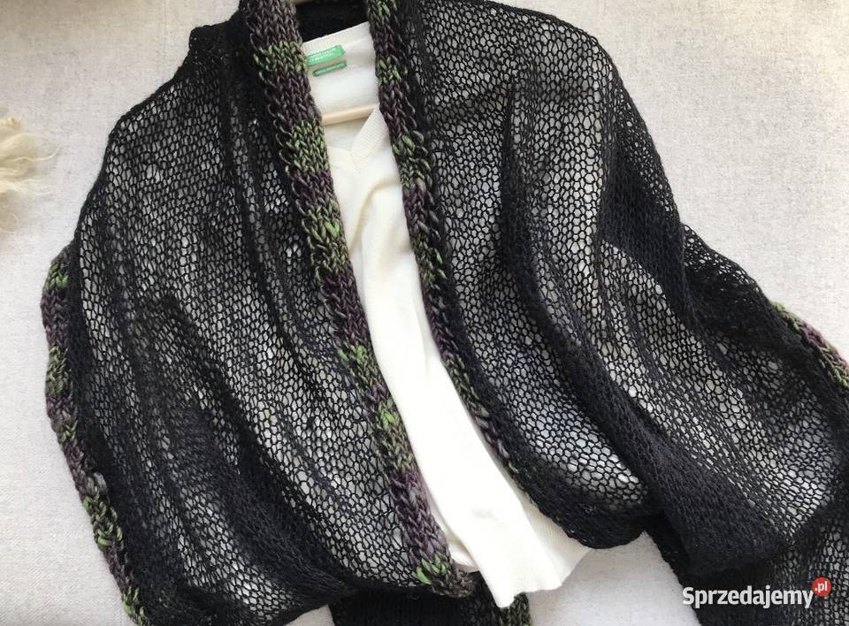 Czarny szal handmade angora zielone wykończenie mazowieckie Warszawa