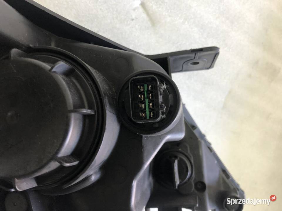 LAMPA LEWY PRZÓD 921013U270 KIA SPORTAGE III ANG wielkopolskie