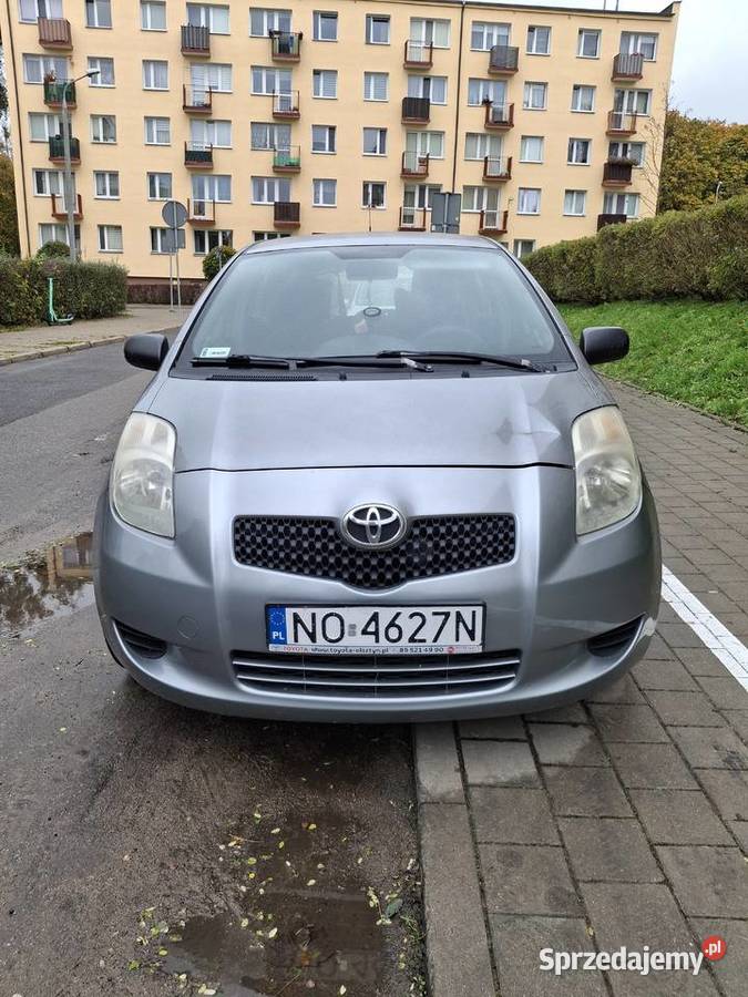 Toyota Yaris 2004 benzyna nieuszkodzony Olsztyn