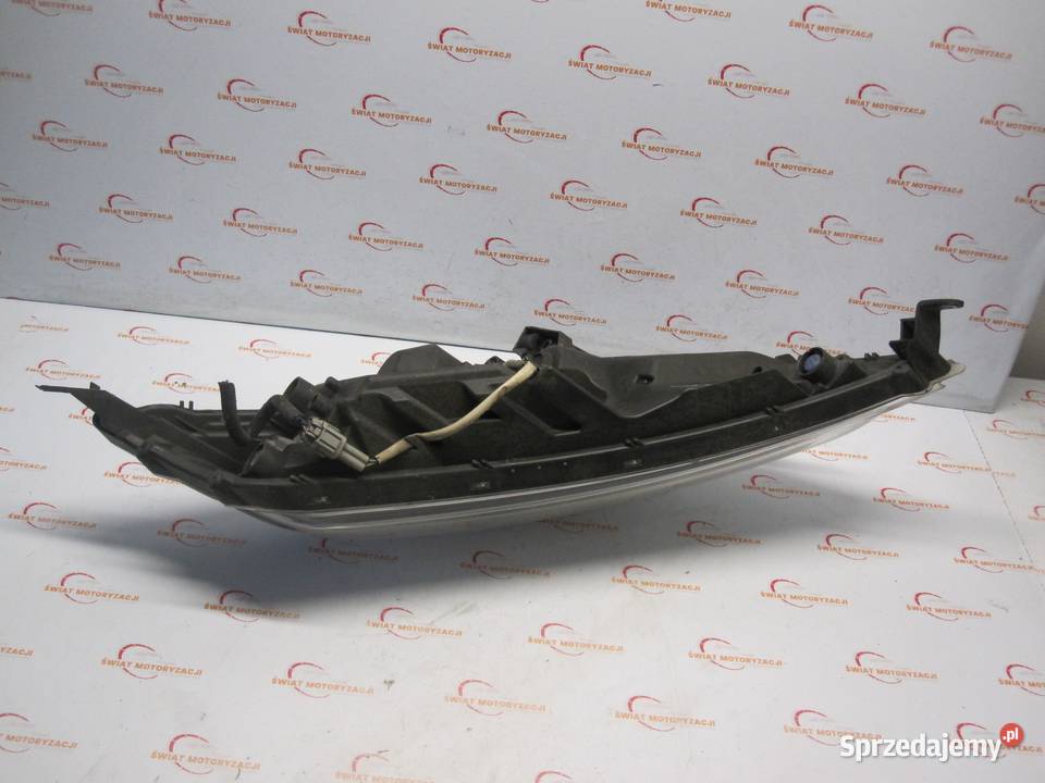 NISSAN JUKE 15r lampa prawa przód 26120BV80A Kielce