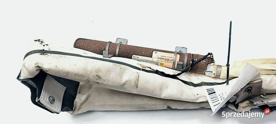 KURTYNA PRAWA CADILLAC ESCALADE PN E6037500 osobowe Lipno