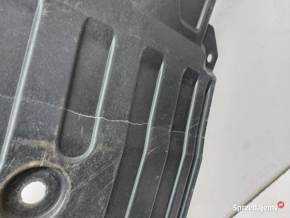 VOLVO XC90 II D5 Osłona podwozia tył prawa dolnośląskie