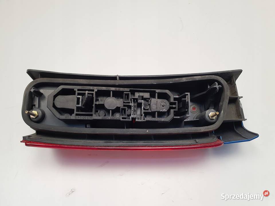 LAMPA PRAWA Volvo V70 I XC70 9606r TYLNA prawy Chełm