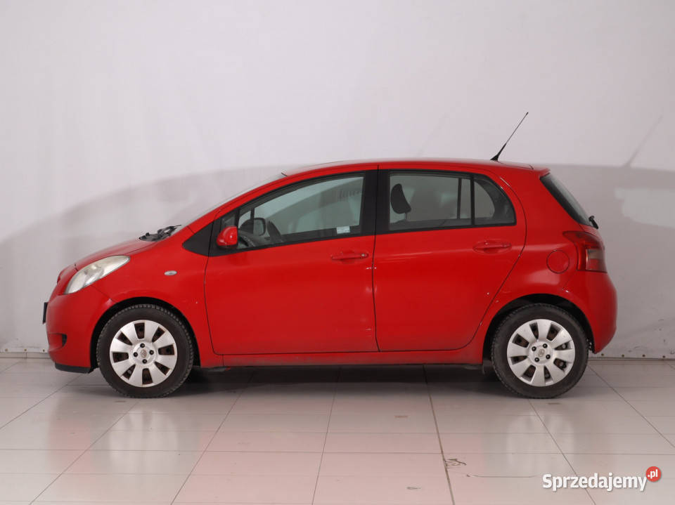 Toyota Yaris 13