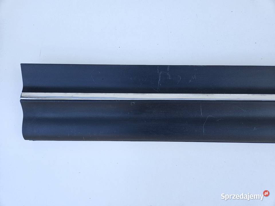 MERCEDES GLB W247 LISTWA DRZWI PRAWA PRZEDNIA wielkopolskie Międzychód