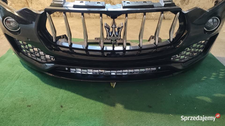 Zderzak przedni Maserati Levante SQ4 loft igła osobowe Warszkowo sprzedam