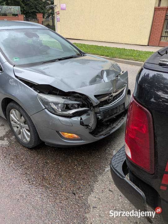 Opel Astra j turbo 16 kolizji Giżycko