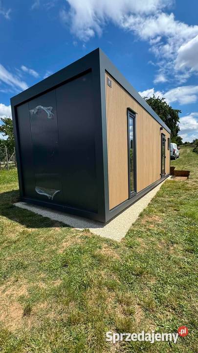 Nowoczesny domek modułowy 824 × 290 cm Lamel WPC Całoroczny STEINER MODULAR