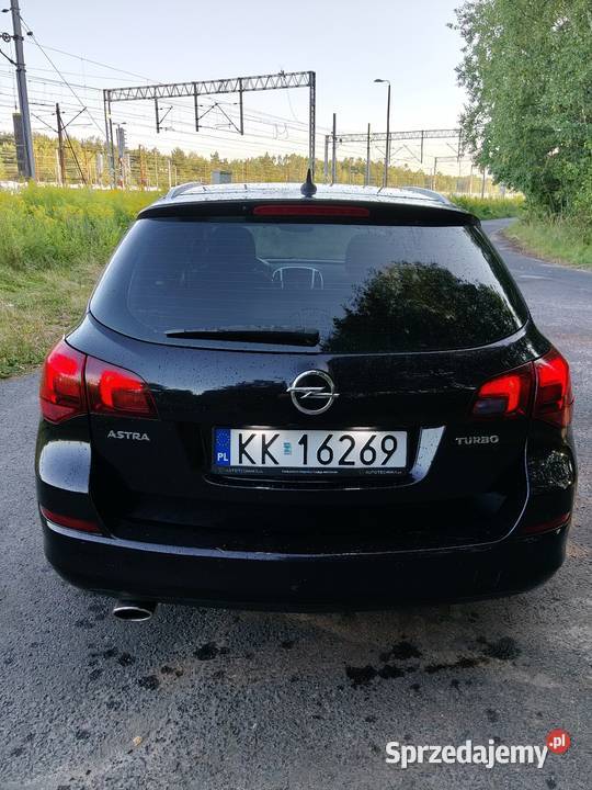 Opel Astra J kombi 14Turbo 140 bogate czarny Zawiercie