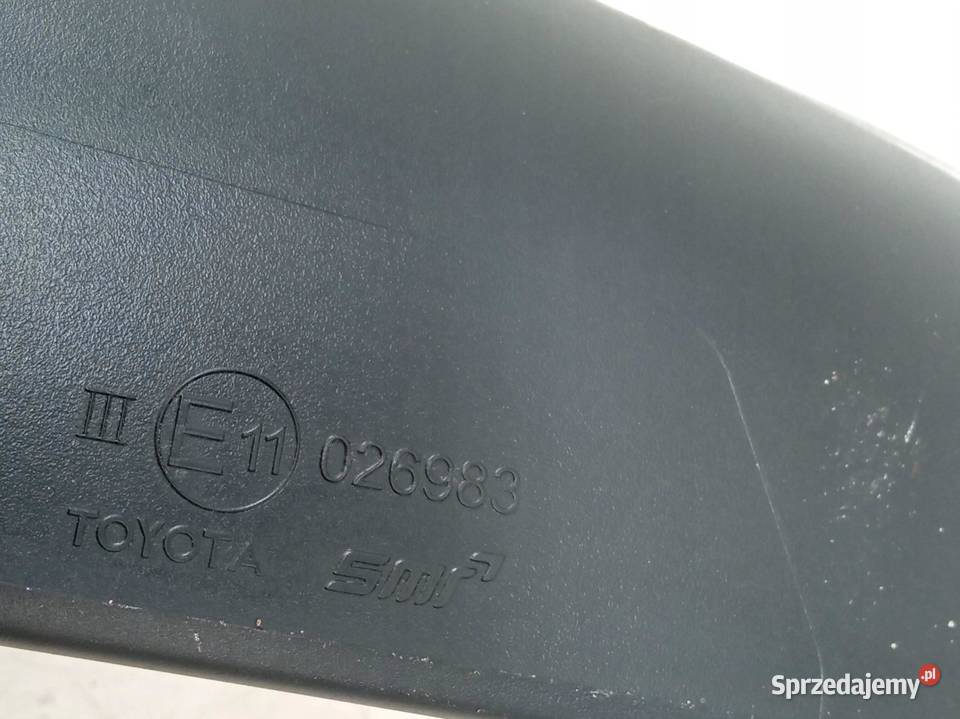 LUSTERKO LEWE 9PIN EUROPA Toyota Auris II 2012 osobowe