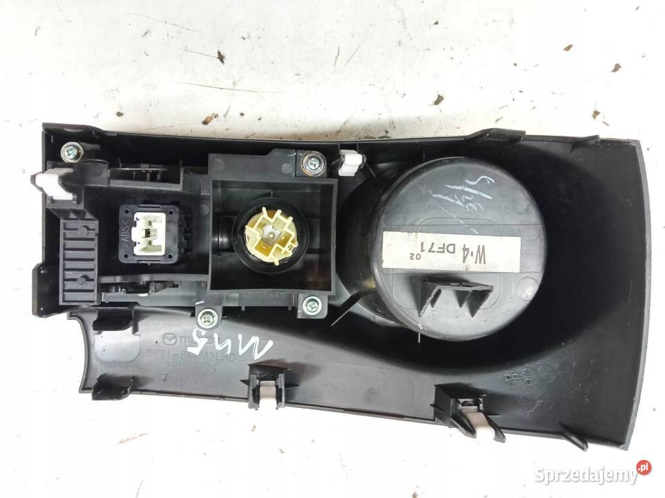 UCHWYT NA KUBEK GNIAZDO AUX KPL DF7164471 Mazda