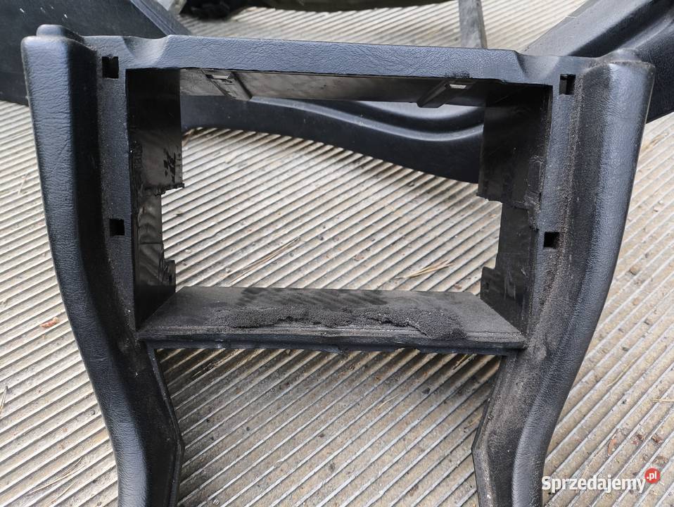 Mercedes W124 taxi konsola środkowa tunel osobowe świętokrzyskie Skarżysko-Kamienna sprzedam