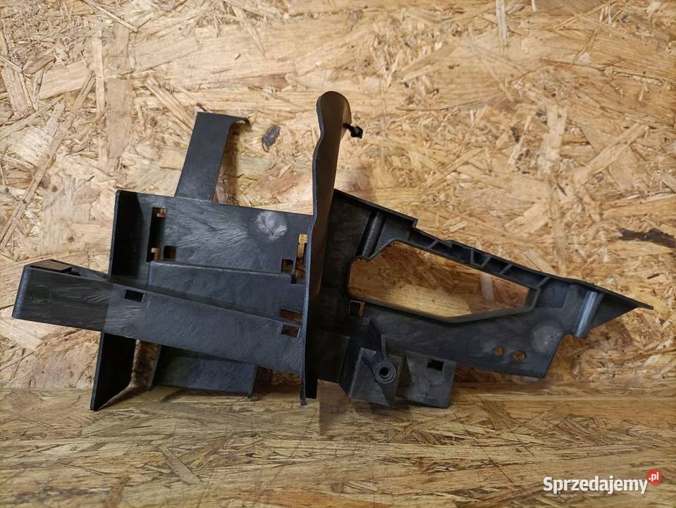 FORD C MK2 OSŁONA MOCOWANIE ZAMKA PRAWY TYŁ osobowe Pleszew