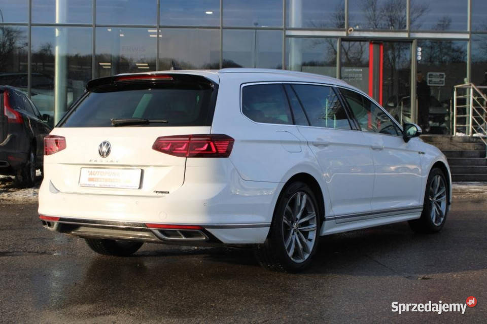 Volkswagen Passat 2021r Hak alcantara Ambienty Kraków sprzedam