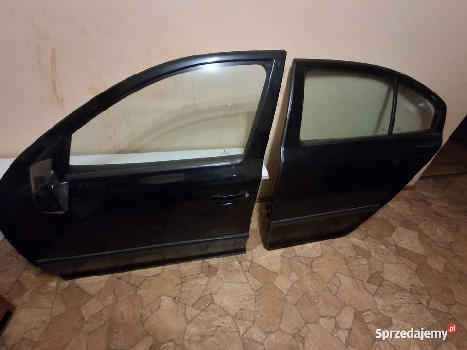 Skoda octawia II drzwi lewe lakieru 9910 osobowe mazowieckie Długa Kościelna sprzedam